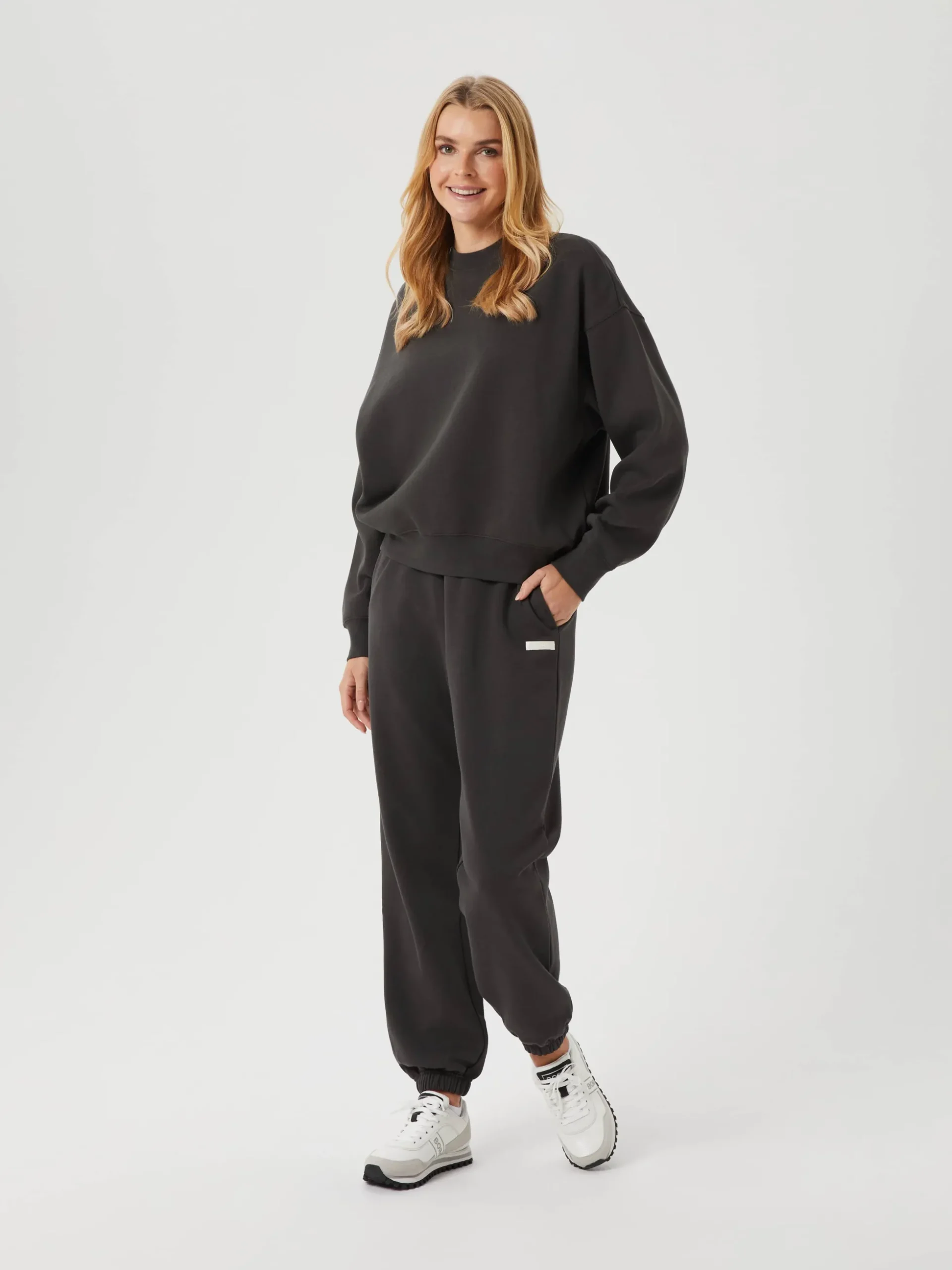 Studio Oversized Pants