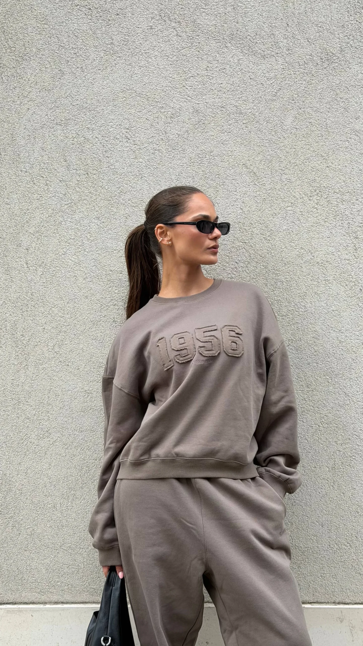 Studio Oversized Sweatshirt