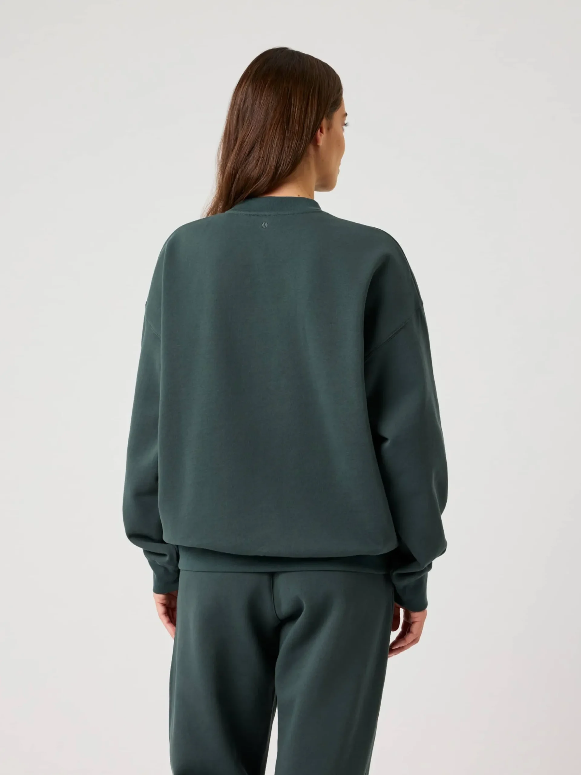 Studio Oversized Sweatshirt