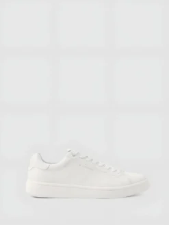 Unisex Deuce Sneakers
